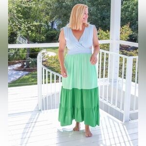 Sleeveless Color Block Maxi Dress